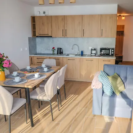 M&d W Karkonoszach! 2 Sypialnie, Salon Z Aneksem, Balkon Z Widokiem Na Gory