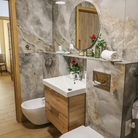 M&d W Karkonoszach! 2 Sypialnie, Salon Z Aneksem, Balkon Z Widokiem Na Gory * イェレニャ・グーラ