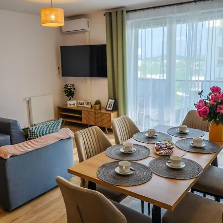 M&d W Karkonoszach! 2 Sypialnie, Salon Z Aneksem, Balkon Z Widokiem Na Gory Jelení Hora