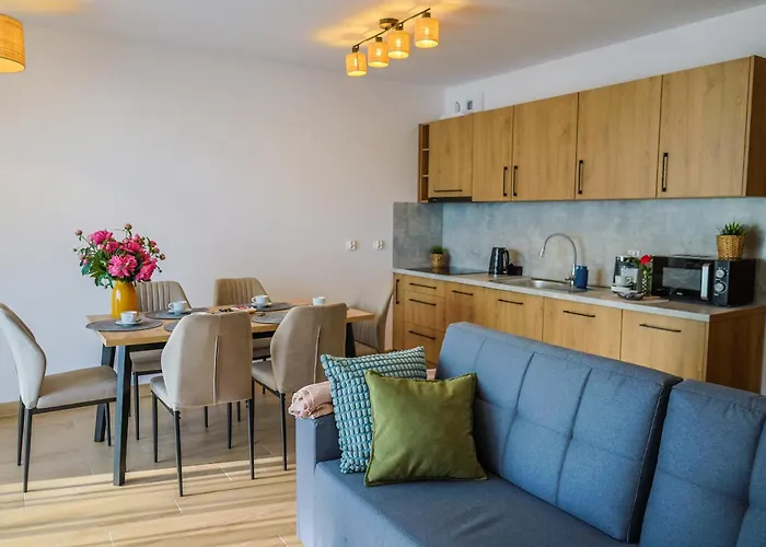 M&d W Karkonoszach! 2 Sypialnie, Salon Z Aneksem, Balkon Z Widokiem Na Gory * Jelení Hora