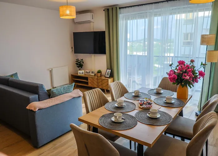 M&d W Karkonoszach! 2 Sypialnie, Salon Z Aneksem, Balkon Z Widokiem Na Gory Jelení Hora